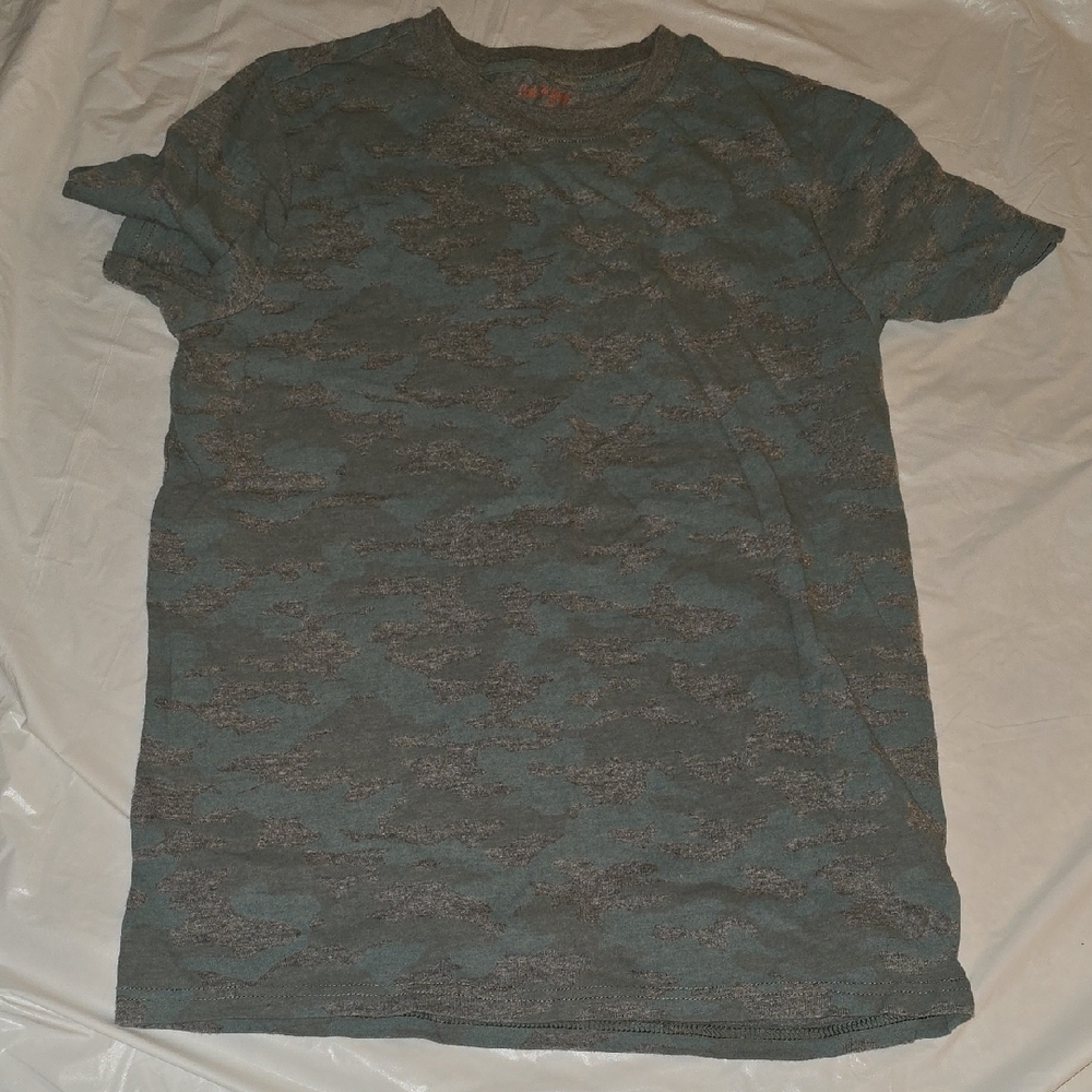 Cat & Jack Boys Camo Tshirt XL (16)